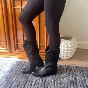 Black STEVE MADDEN Cowgirl Boots